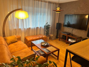 Kims Apartment - Main Shopping Street